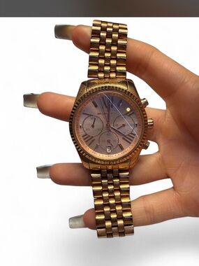 Michael Kors Lexington MK5691 Rose Gold Chronograph Watch